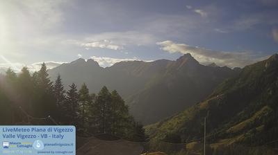immagine della webcam nei dintorni di Bognanco: webcam Toceno