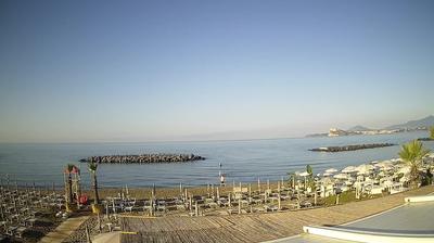 immagine della webcam nei dintorni di Mugnano di Napoli: webcam Monte di Procida