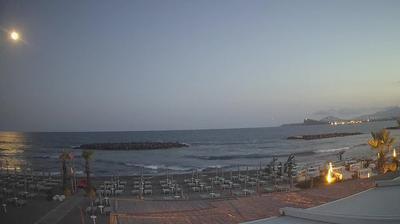 immagine della webcam nei dintorni di Fuorigrotta: webcam Monte di Procida