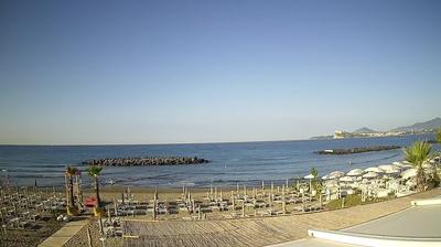 immagine della webcam nei dintorni di San Pietro a Patierno: webcam Monte di Procida