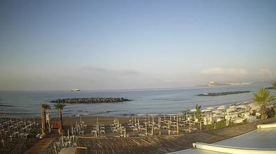 immagine della webcam nei dintorni di Giugliano in Campania: webcam Monte di Procida
