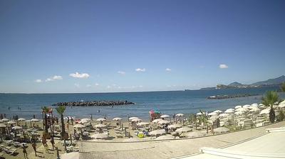 immagine della webcam nei dintorni di Napoli Capodichino: webcam Monte di Procida