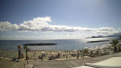 immagine della webcam nei dintorni di Sant'Angelo d'Ischia: webcam Monte di Procida