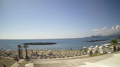 immagine della webcam nei dintorni di Lago Patria: webcam Monte di Procida