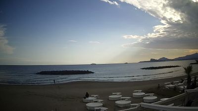immagine della webcam nei dintorni di Montecalvario: webcam Monte di Procida