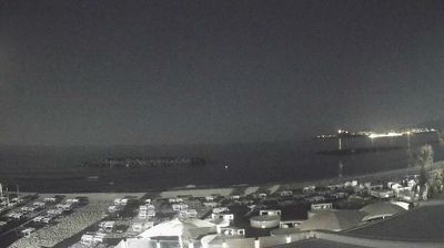 immagine della webcam nei dintorni di Ischitella Lido: webcam Monte di Procida