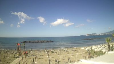 immagine della webcam nei dintorni di Barano d'Ischia: webcam Monte di Procida