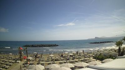 immagine della webcam nei dintorni di Lago Patria: webcam Monte di Procida