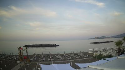 immagine della webcam nei dintorni di Napoli: webcam Monte di Procida
