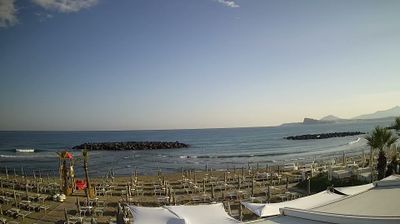 immagine della webcam nei dintorni di Giugliano in Campania: webcam Monte di Procida
