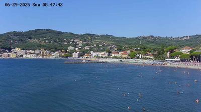 immagine della webcam nei dintorni di Badalucco: webcam Diano Marina