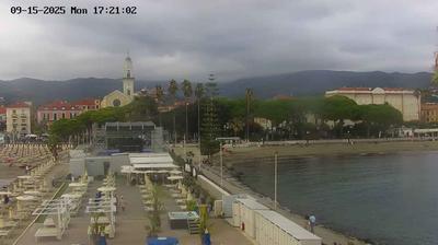 immagine della webcam nei dintorni di Marina Di Andora: webcam Diano Marina