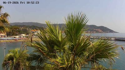 immagine della webcam nei dintorni di Chiusanico: webcam Diano Marina
