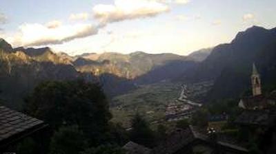 immagine della webcam nei dintorni di San Giacomo Filippo: webcam Menarola