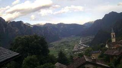 immagine della webcam nei dintorni di Val Masino: webcam Menarola