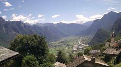 immagine della webcam nei dintorni di Val di Mello: webcam Gordona