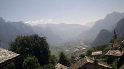 immagine della webcam nei dintorni di Madesimo: webcam Menarola