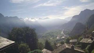 immagine della webcam nei dintorni di Campodolcino: webcam Menarola