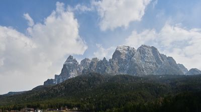 immagine della webcam nei dintorni di Alpe di Siusi: webcam Siusi allo Sciliar