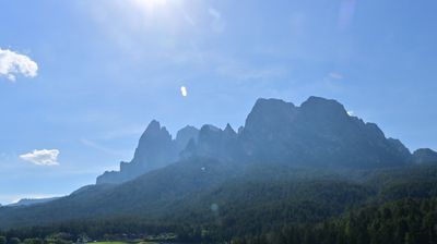 immagine della webcam nei dintorni di Alpe di Siusi: webcam Siusi allo Sciliar