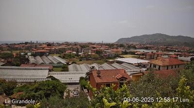 immagine della webcam nei dintorni di San Bartolomeo al Mare: webcam Diano Castello