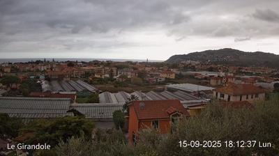 immagine della webcam nei dintorni di Marina Di Andora: webcam Diano Castello