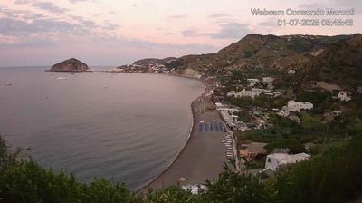 immagine della webcam nei dintorni di Isola di Procida: webcam Barano d'Ischia