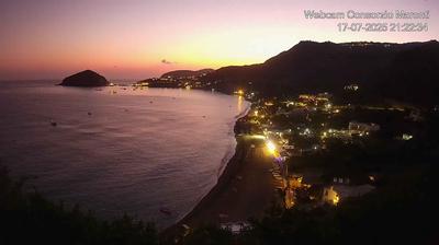 immagine della webcam nei dintorni di Isola di Vivara: webcam Barano d'Ischia