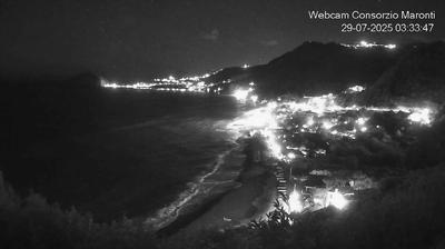 immagine della webcam nei dintorni di Marina di Lago Patria: webcam Barano d'Ischia
