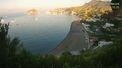 immagine della webcam nei dintorni di Isola di Vivara: webcam Barano d'Ischia