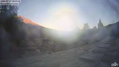 immagine della webcam nei dintorni di Usseglio: webcam Moncenisio
