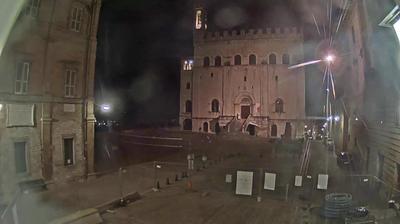 immagine della webcam nei dintorni di Castel Rigone: webcam Gubbio