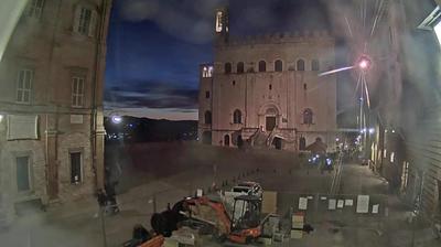 immagine della webcam nei dintorni di Monte Nerone: webcam Gubbio