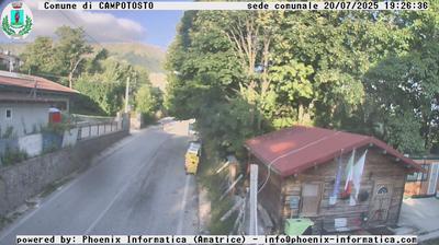 immagine della webcam nei dintorni di Lucoli: webcam Campotosto