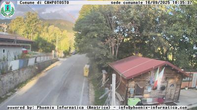 immagine della webcam nei dintorni di Scoppito: webcam Campotosto