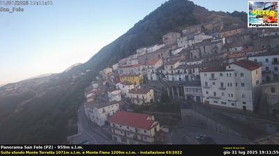 immagine della webcam nei dintorni di Rionero in Vulture: webcam San Fele