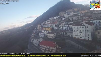 immagine della webcam nei dintorni di Pignola: webcam San Fele