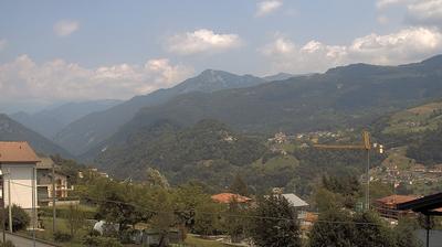 immagine della webcam nei dintorni di Rifugio Calvi Laghi Gemelli: webcam San Giovanni Bianco