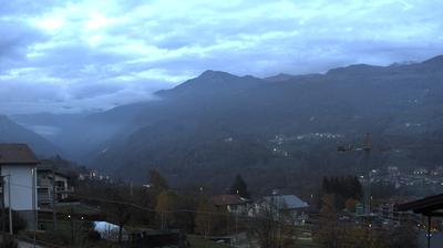 immagine della webcam nei dintorni di Zambla: webcam San Giovanni Bianco