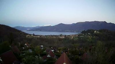 immagine della webcam nei dintorni di Re: webcam Brezzo di Bedero