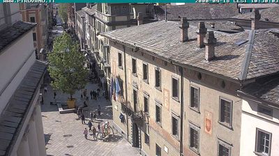 immagine della webcam nei dintorni di Rifugio Calvi Laghi Gemelli: webcam Sondrio