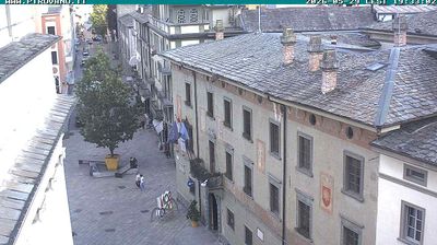 immagine della webcam nei dintorni di San Simone Baita del Camoscio: webcam Sondrio