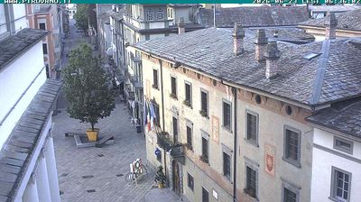 immagine della webcam nei dintorni di Montagna in Valtellina: webcam Sondrio
