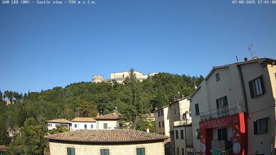 immagine della webcam nei dintorni di Montecopiolo: webcam San Leo