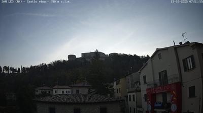 immagine della webcam nei dintorni di Roncofreddo: webcam San Leo
