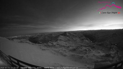 immagine della webcam nei dintorni di Brusson 2000 Estoul: webcam Punta Indren