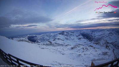 immagine della webcam nei dintorni di Brusson 2000 Estoul: webcam Punta Indren