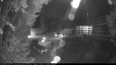 immagine della webcam nei dintorni di Serravalle di Chienti: webcam Ussita