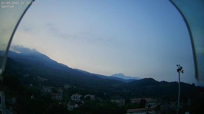 immagine della webcam nei dintorni di Traversella: webcam Netro