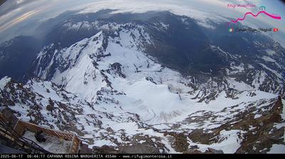 immagine della webcam nei dintorni di Carcoforo: webcam Capanna Margherita